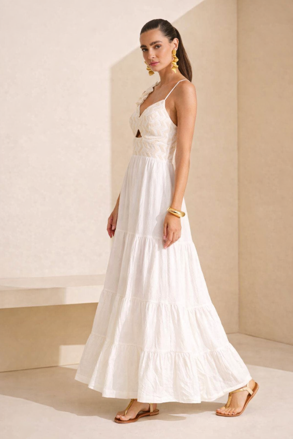 Vestido maxi com crochê
