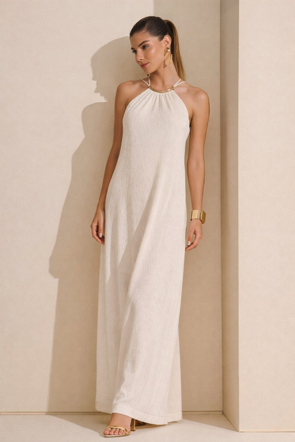 Vestido Detalhe Decote