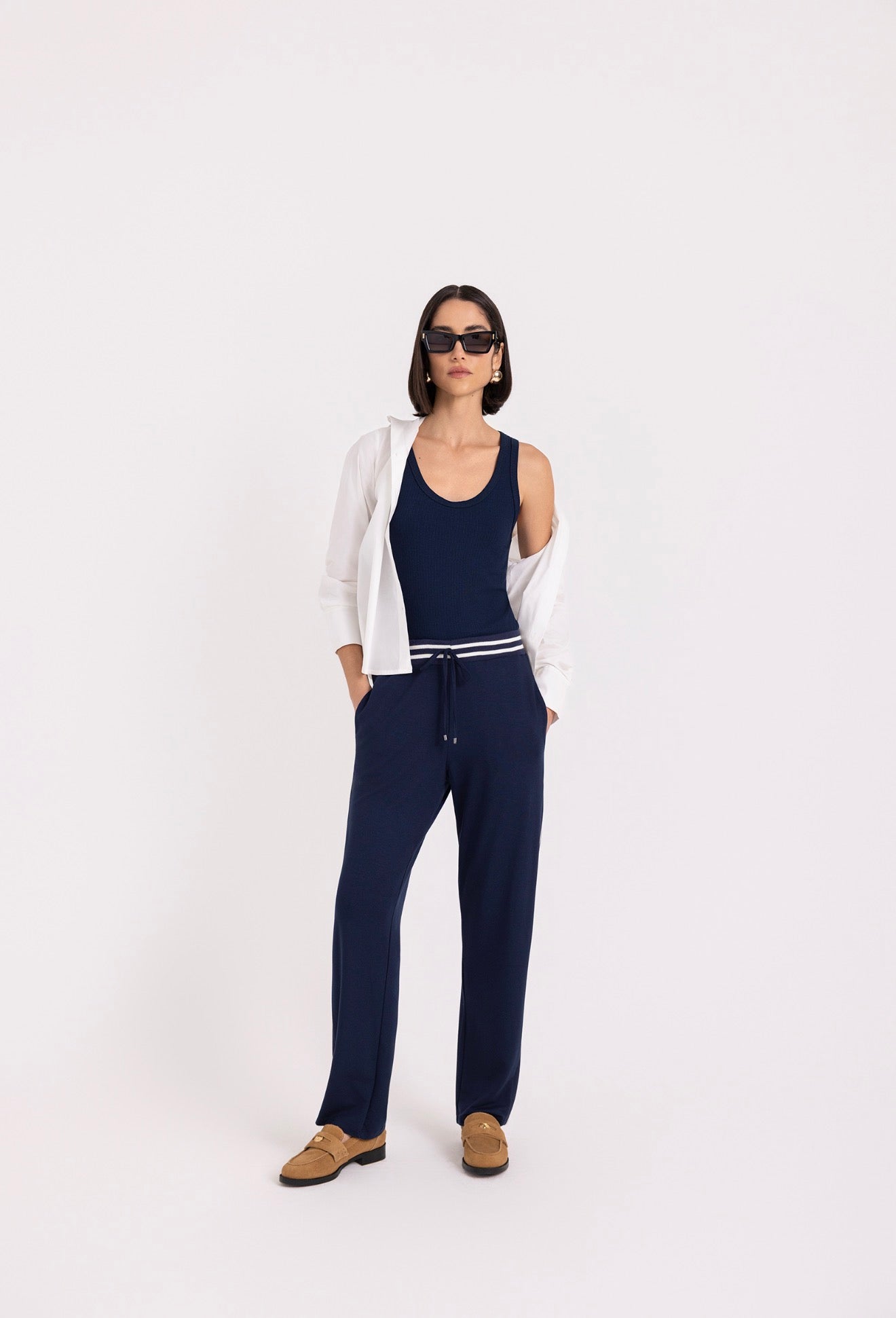 Calça Jogger com Ribana e Bolso atrás